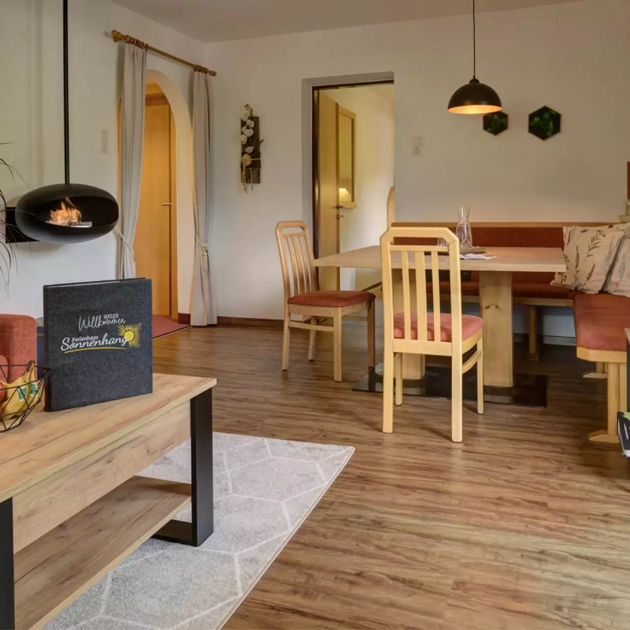 02 Ferienhaus Sonnenhang Dolomiten Wohnraum