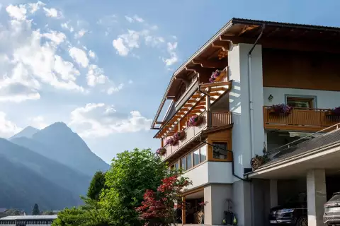 14 Ferienhaus Sonnenhang Hausansicht