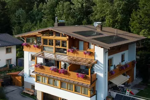 25 Ferienhaus Sonnenhang Haus Frontansicht
